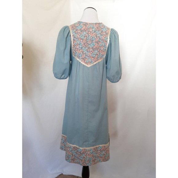 Vtg 70s Sky Blue Floral Yoke Ruffle Prairie Dress, Small - Picture 2 of 10
